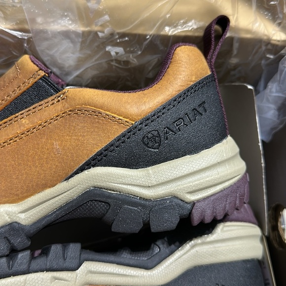 New Ariat Hillsdale Leather Slip-On Sneaker 6B - Picture 9 of 12